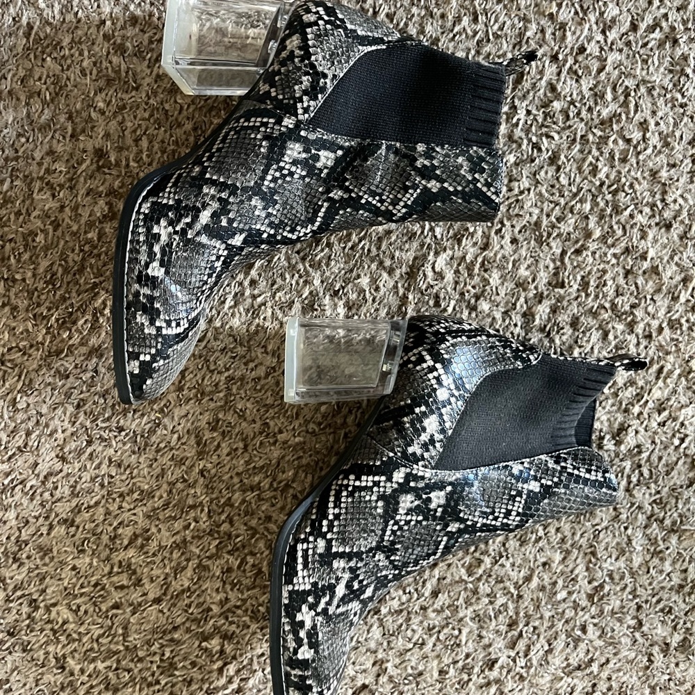 Faux Snake Skin Patterned Booties